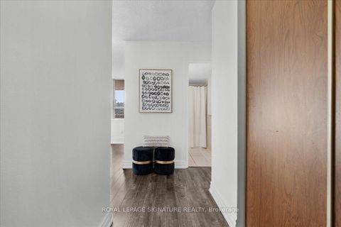 Photo 2 at 315 - 100 Wingarden Court, Malvern, Toronto