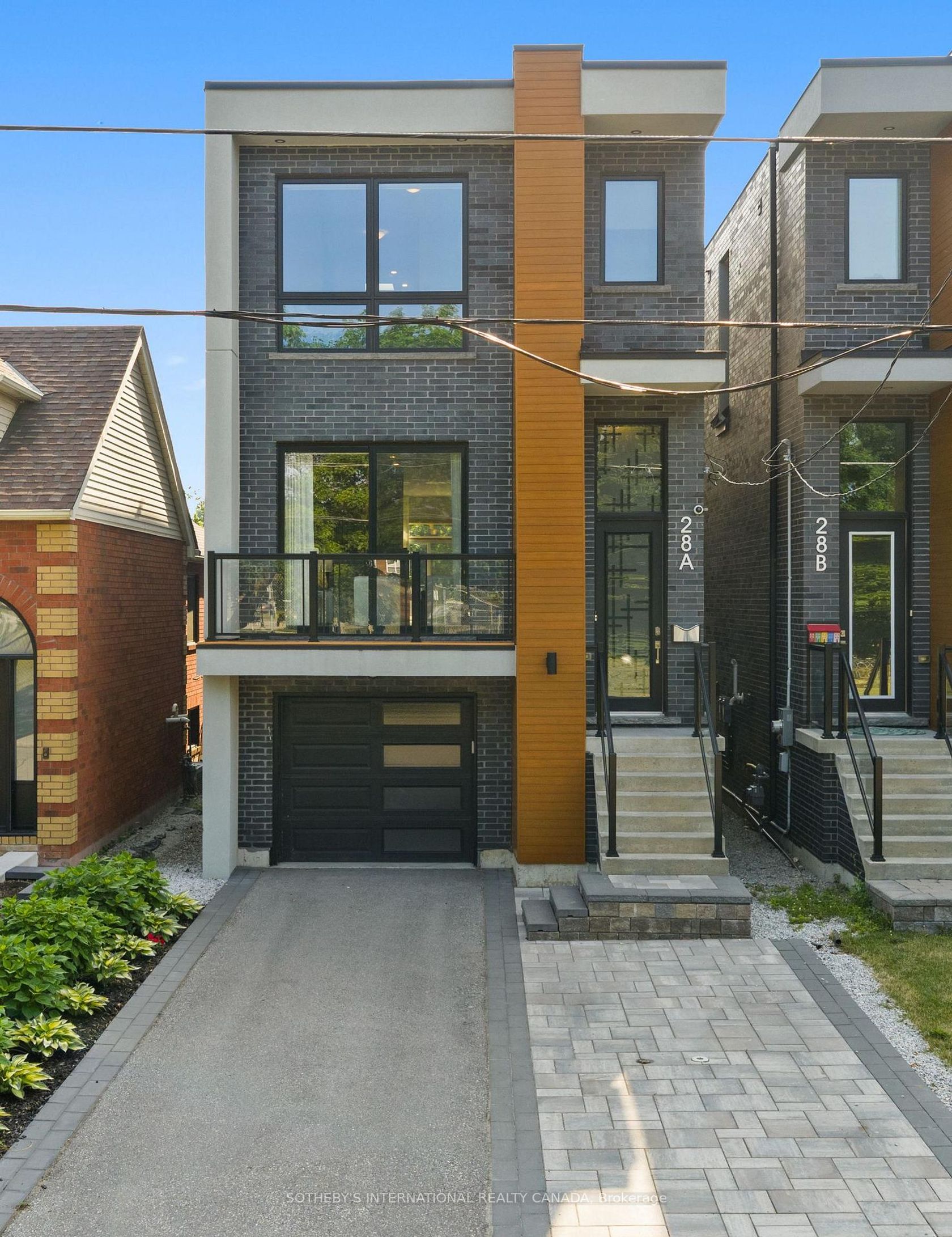28A Twenty First Street, Long Branch, Toronto photo 4 28A Twenty First Street, Long Branch, Toronto photo 4