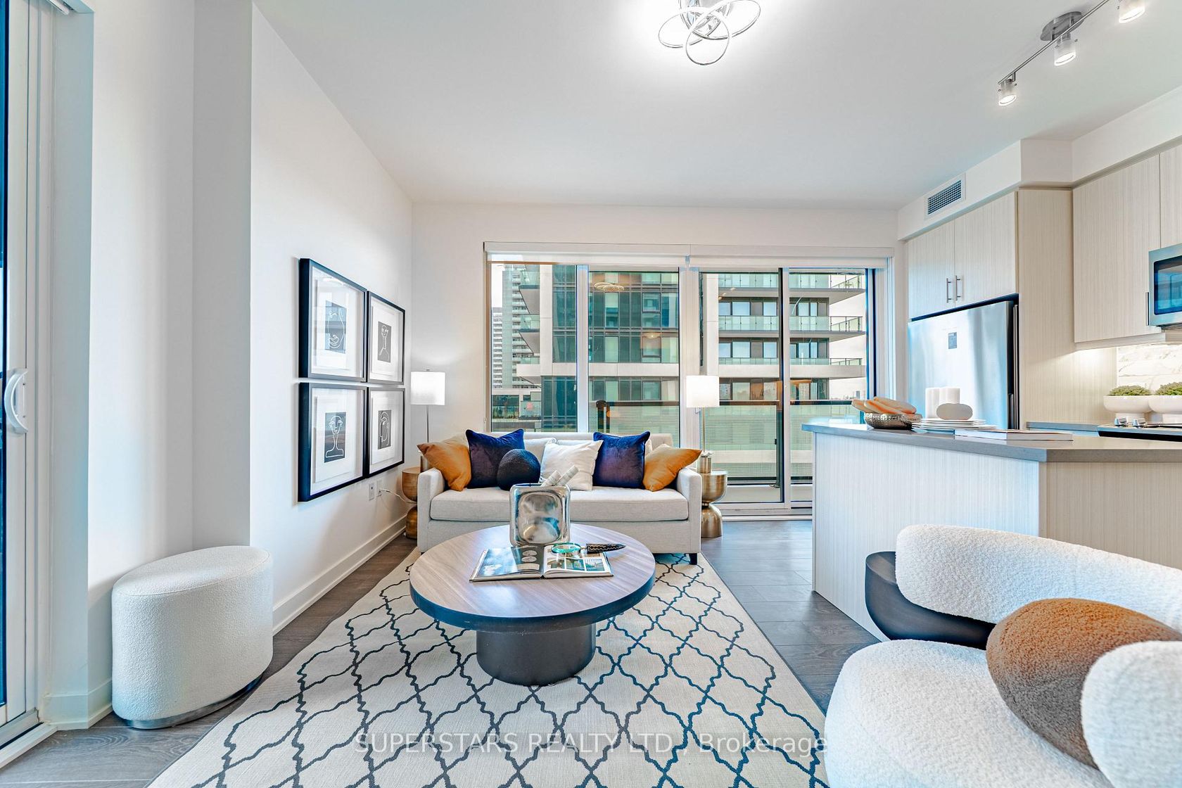 #407 - 85 Oneida Crescent, Langstaff, Richmond Hill 