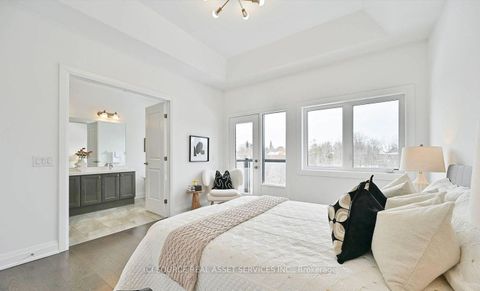 Photo 9 at 64 Duncombe Lane, South Richvale, Richmond Hill