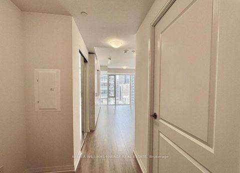 Photo 1 at 4008 - 8 Widmer Street, Waterfront Communities C1, Toronto