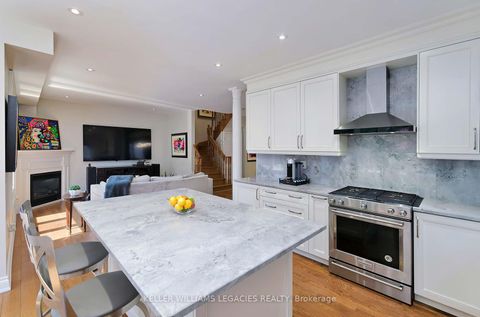 Photo 11 at 11 Grapevine Drive, Vellore Village, Vaughan