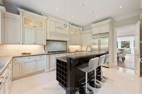 Photo 6 at 242 Parkview Avenue, Willowdale East, Toronto