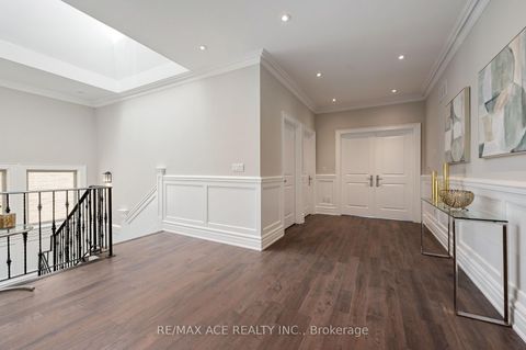 Photo 7 at 242 Parkview Avenue, Willowdale East, Toronto