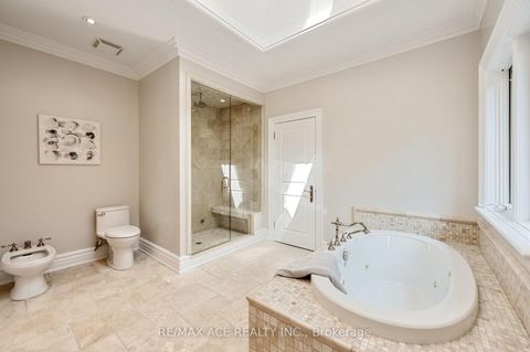 Photo 25 at 242 Parkview Avenue, Willowdale East, Toronto