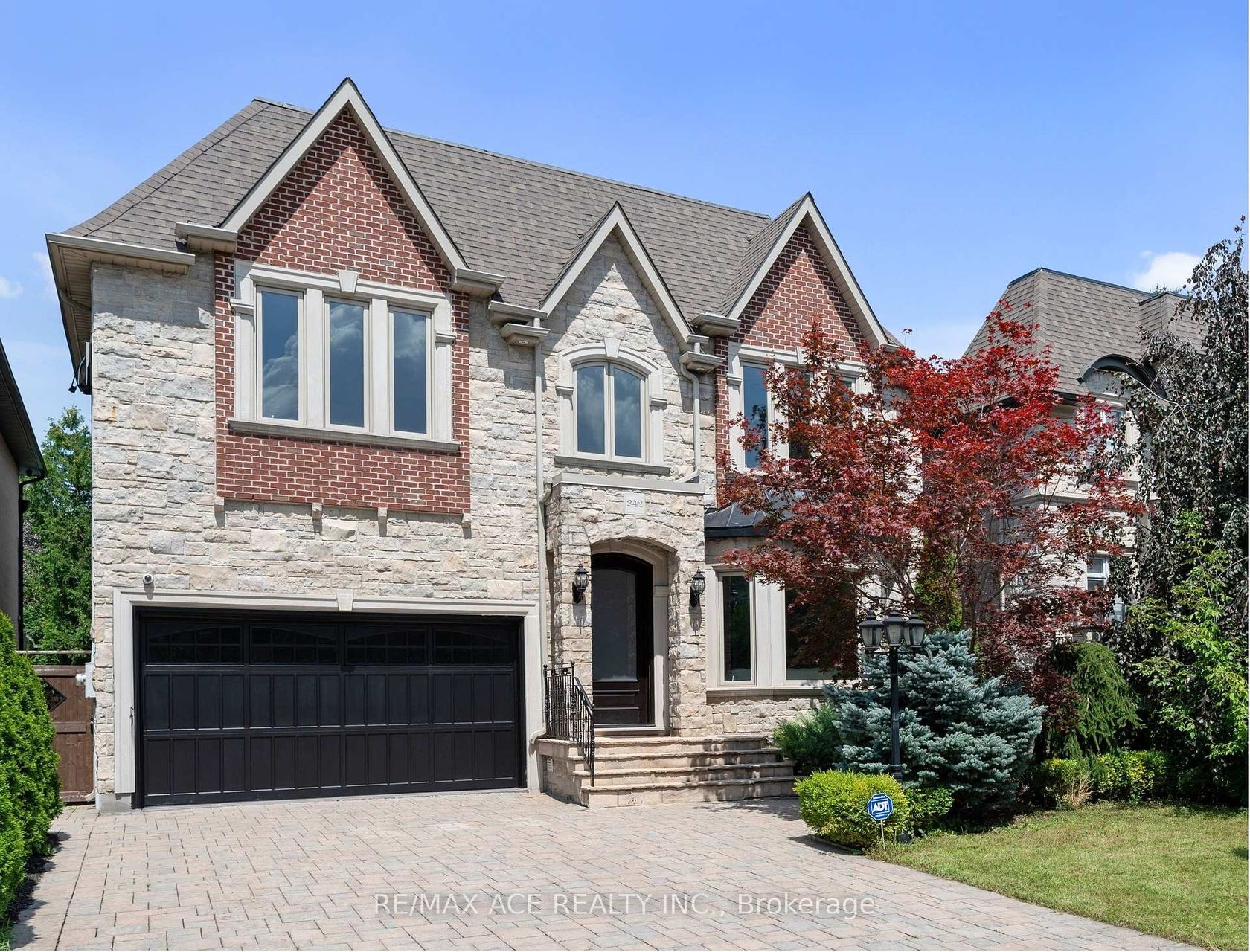 242 Parkview Avenue, Willowdale East, Toronto 