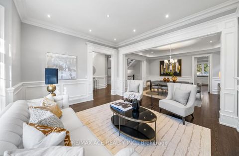 Photo 3 at 133 Park Home Avenue, Willowdale West, Toronto