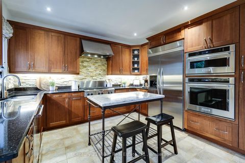 Photo 13 at 2301 Hertfordshire Way, JC Joshua Creek, Oakville