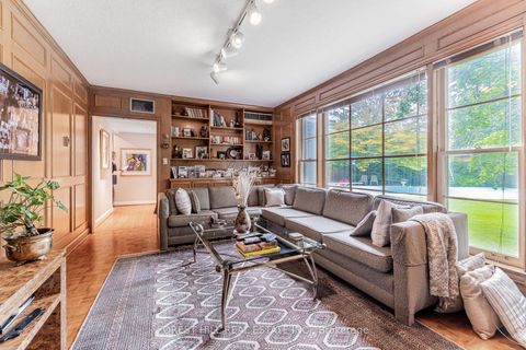 Photo 12 at 31 Fifeshire Road E, Windfields, Toronto