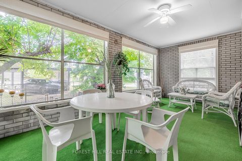 Photo 13 at 31 Fifeshire Road E, Windfields, Toronto