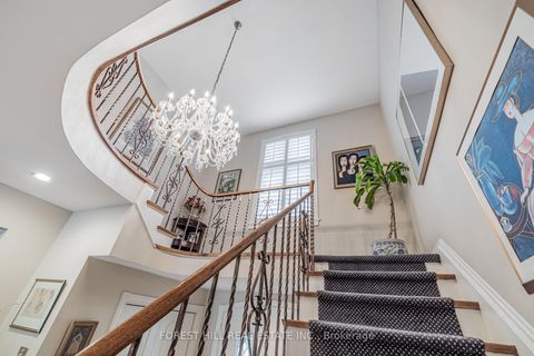 Photo 16 at 31 Fifeshire Road E, Windfields, Toronto