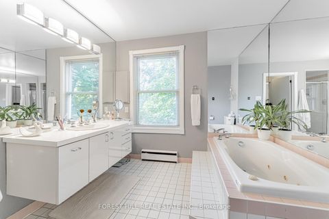 Photo 20 at 31 Fifeshire Road E, Windfields, Toronto