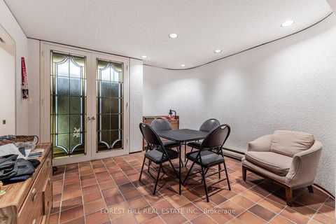 Photo 25 at 31 Fifeshire Road E, Windfields, Toronto