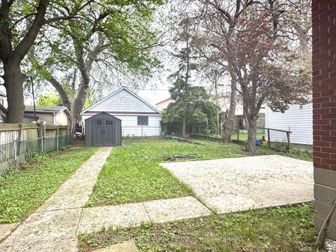 Photo 27 at 48 South Woodrow Boulevard, Cliffside, Toronto