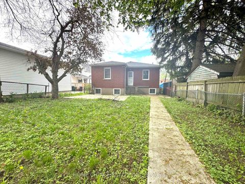 Photo 28 at 48 South Woodrow Boulevard, Cliffside, Toronto