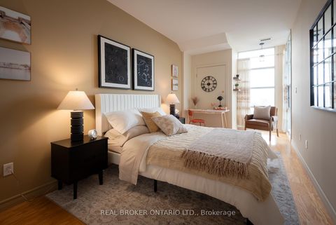 Photo 12 at 404 - 1 Leaside Park Drive, Thorncliffe Park, Toronto