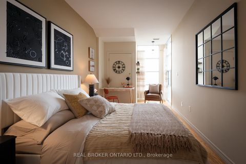 Photo 13 at 404 - 1 Leaside Park Drive, Thorncliffe Park, Toronto