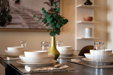 Photo 21 at 404 - 1 Leaside Park Drive, Thorncliffe Park, Toronto