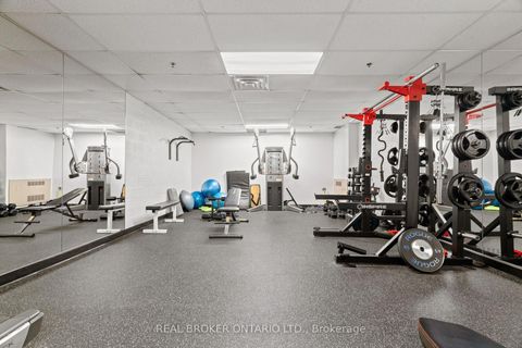Photo 30 at 404 - 1 Leaside Park Drive, Thorncliffe Park, Toronto