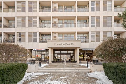 Photo 33 at 404 - 1 Leaside Park Drive, Thorncliffe Park, Toronto