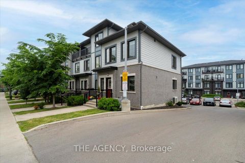Photo 3 at 7 Forbes Avenue, Eglinton West, Toronto