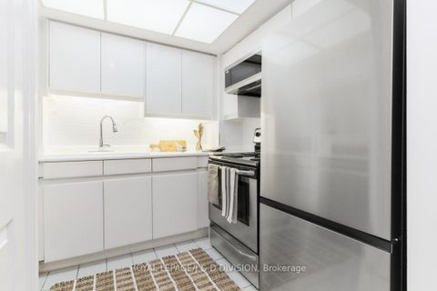 Photo 5 at 507 - 7 Broadway Avenue, Mount Pleasant West, Toronto