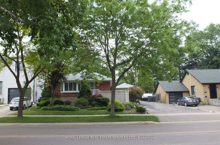 Photo 1 at 1361 Kenmuir Avenue, Mineola, Mississauga