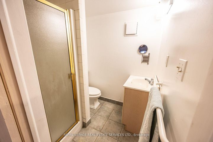 Photo 15 at 1361 Kenmuir Avenue, Mineola, Mississauga