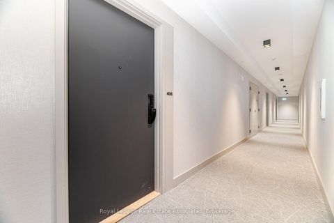 Photo 4 at 406 - 335 Wheat Boom Drive, JM Joshua Meadows, Oakville