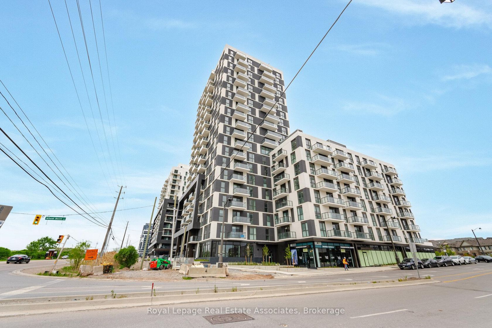 406 - 335 Wheat Boom Drive, JM Joshua Meadows, Oakville 