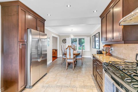 Photo 16 at 71 Hawman Avenue, Vaughan Grove, Vaughan