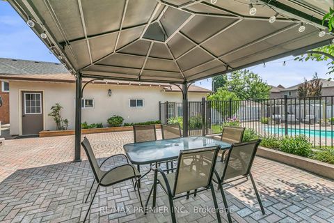 Photo 40 at 71 Hawman Avenue, Vaughan Grove, Vaughan