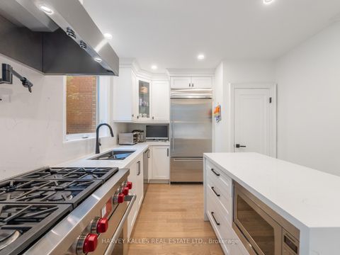 Photo 12 at 6 Glenarden Road, Forest Hill North, Toronto