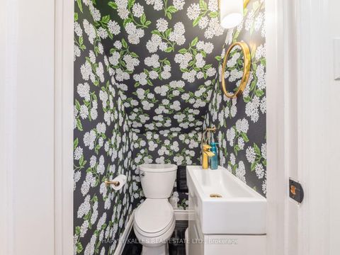 Photo 15 at 6 Glenarden Road, Forest Hill North, Toronto Photo 15 at 6 Glenarden Road, Forest Hill North, Toronto