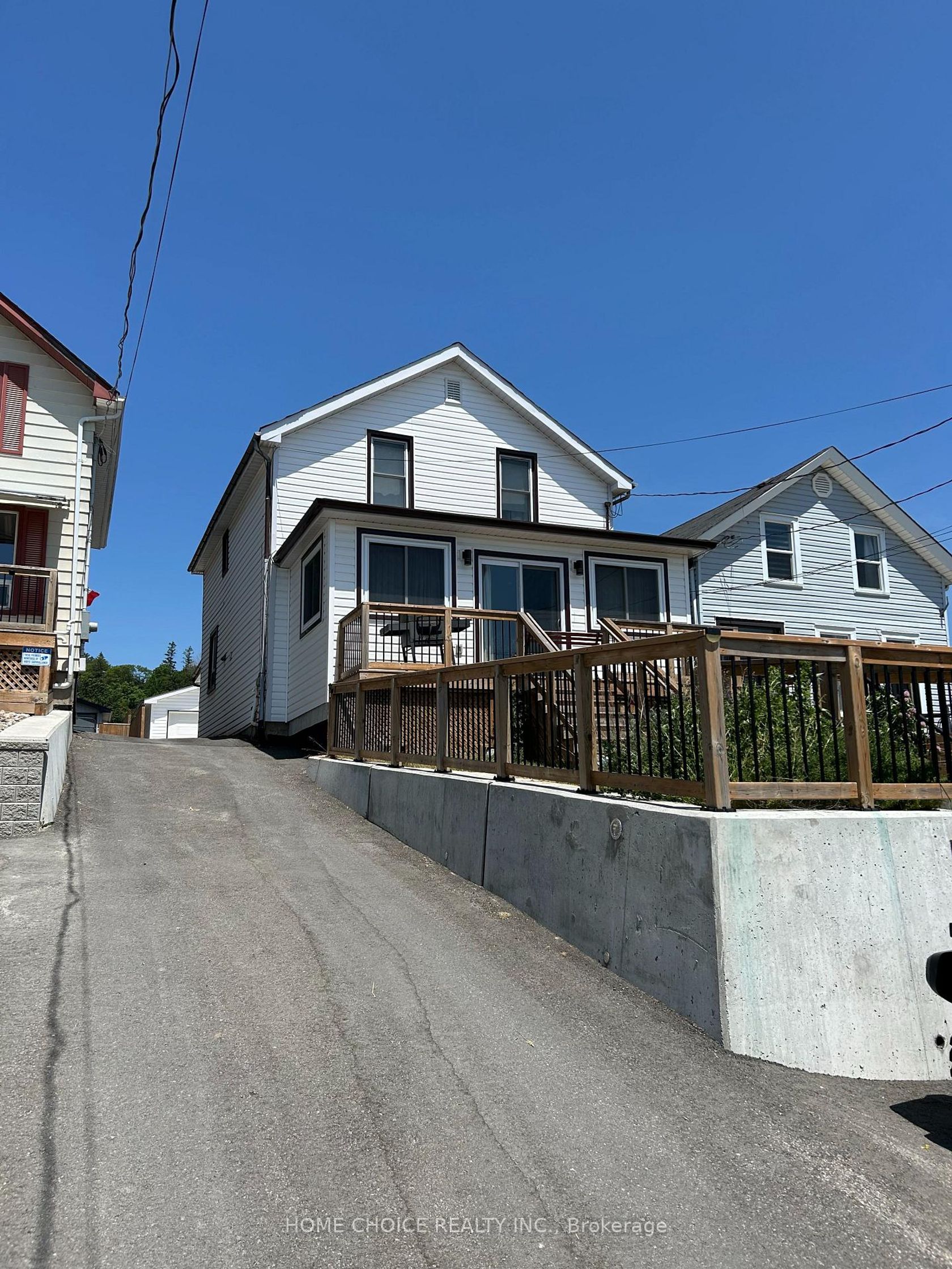 30 Alexander Street W, Port Hope 