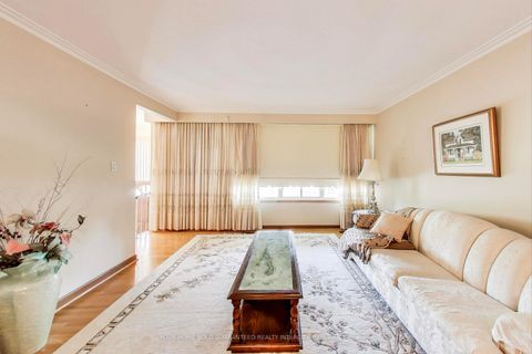 Photo 5 at 19 Hisey Crescent, Black Creek, Toronto