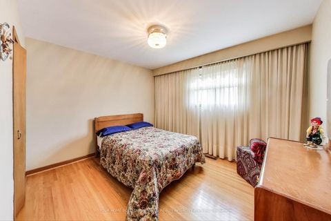 Photo 17 at 19 Hisey Crescent, Black Creek, Toronto