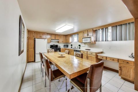 Photo 25 at 19 Hisey Crescent, Black Creek, Toronto