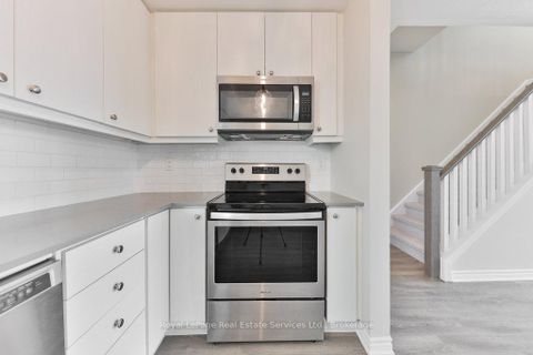 Photo 8 at 14 - 3580 Lake Shore Boulevard W, Long Branch, Toronto
