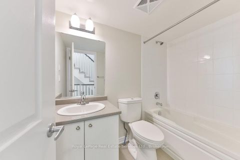 Photo 16 at 14 - 3580 Lake Shore Boulevard W, Long Branch, Toronto