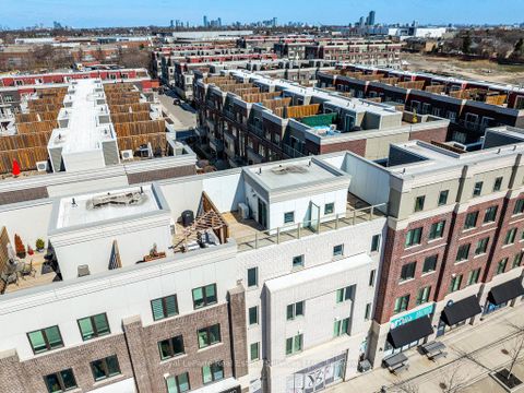 Photo 42 at 14 - 3580 Lake Shore Boulevard W, Long Branch, Toronto