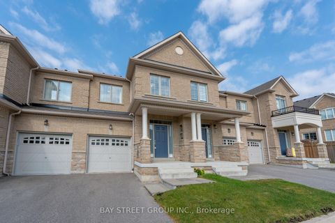 Photo 1 at 65 Bellflower Lane, Oak Ridges Lake Wilcox, Richmond Hill