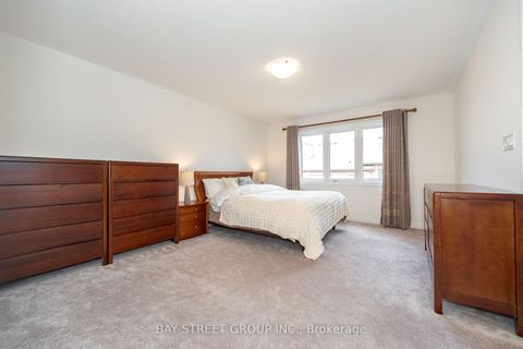 Photo 17 at 65 Bellflower Lane, Oak Ridges Lake Wilcox, Richmond Hill