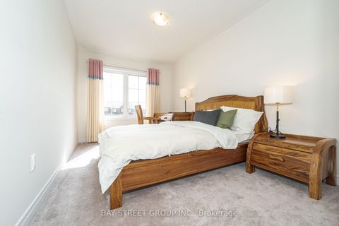 Photo 21 at 65 Bellflower Lane, Oak Ridges Lake Wilcox, Richmond Hill