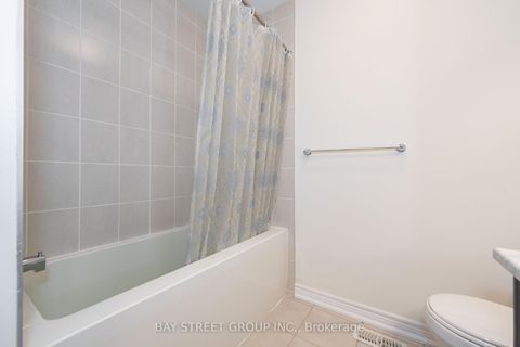 Photo 26 at 65 Bellflower Lane, Oak Ridges Lake Wilcox, Richmond Hill