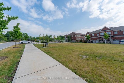 Photo 33 at 65 Bellflower Lane, Oak Ridges Lake Wilcox, Richmond Hill