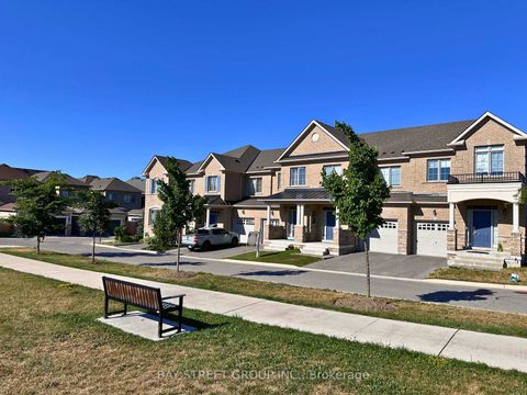 Photo 36 at 65 Bellflower Lane, Oak Ridges Lake Wilcox, Richmond Hill
