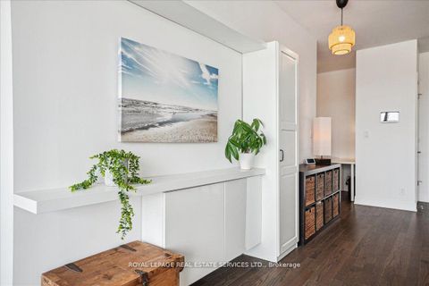 Photo 4 at 105 - 3028 Creekshore Common, GO Glenorchy, Oakville