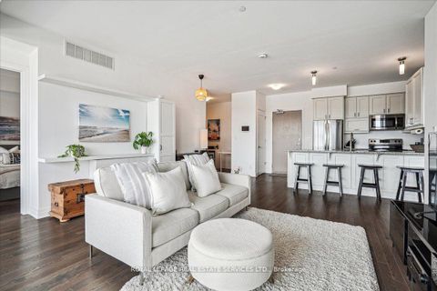 Photo 5 at 105 - 3028 Creekshore Common, GO Glenorchy, Oakville