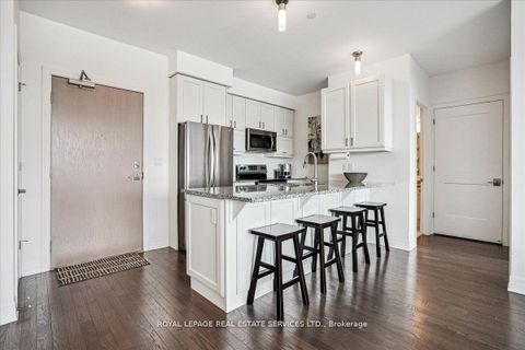 Photo 6 at 105 - 3028 Creekshore Common, GO Glenorchy, Oakville